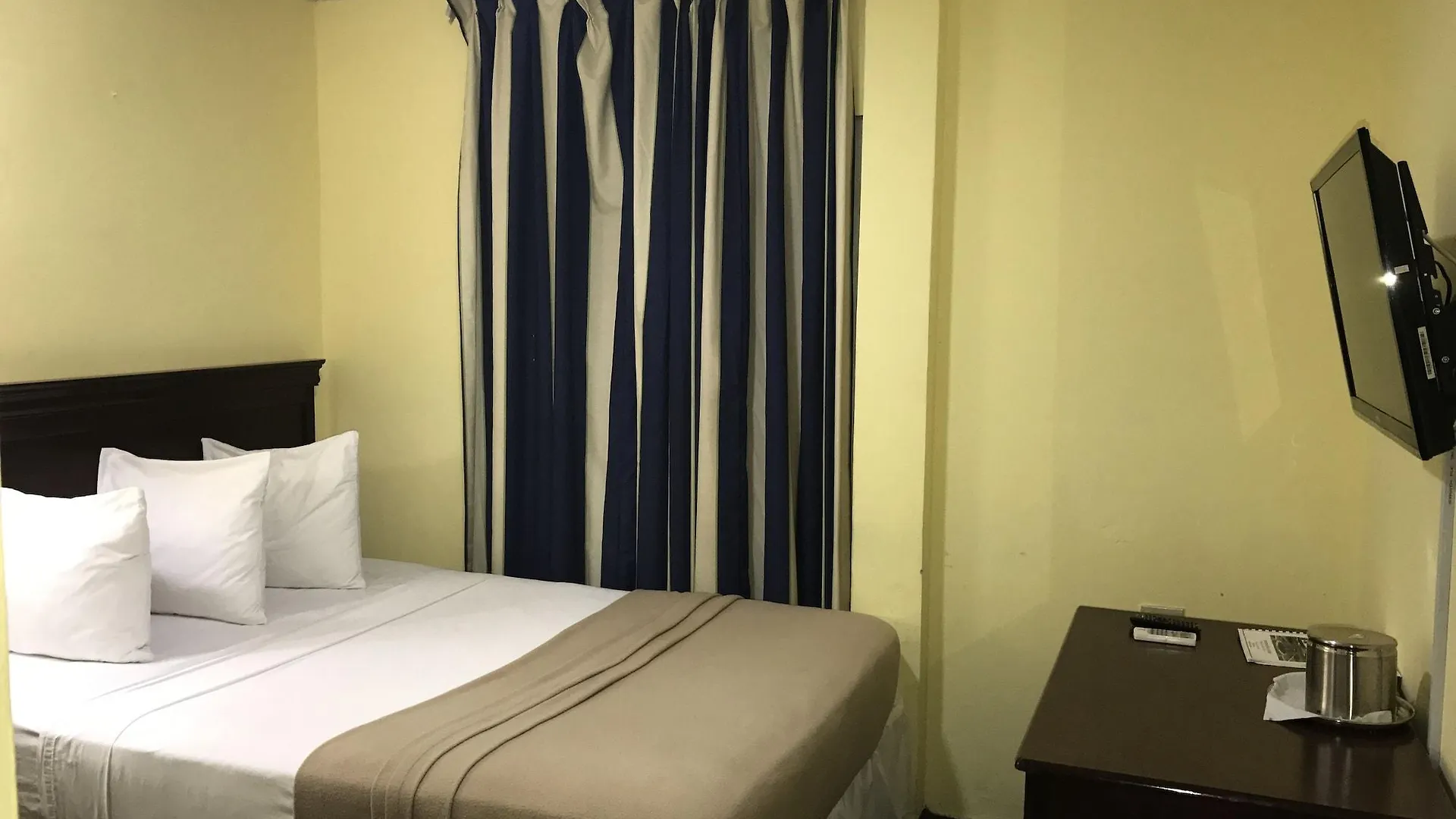 Airport Suites Hotel Piarco 2*,  Trinidad y Tobago