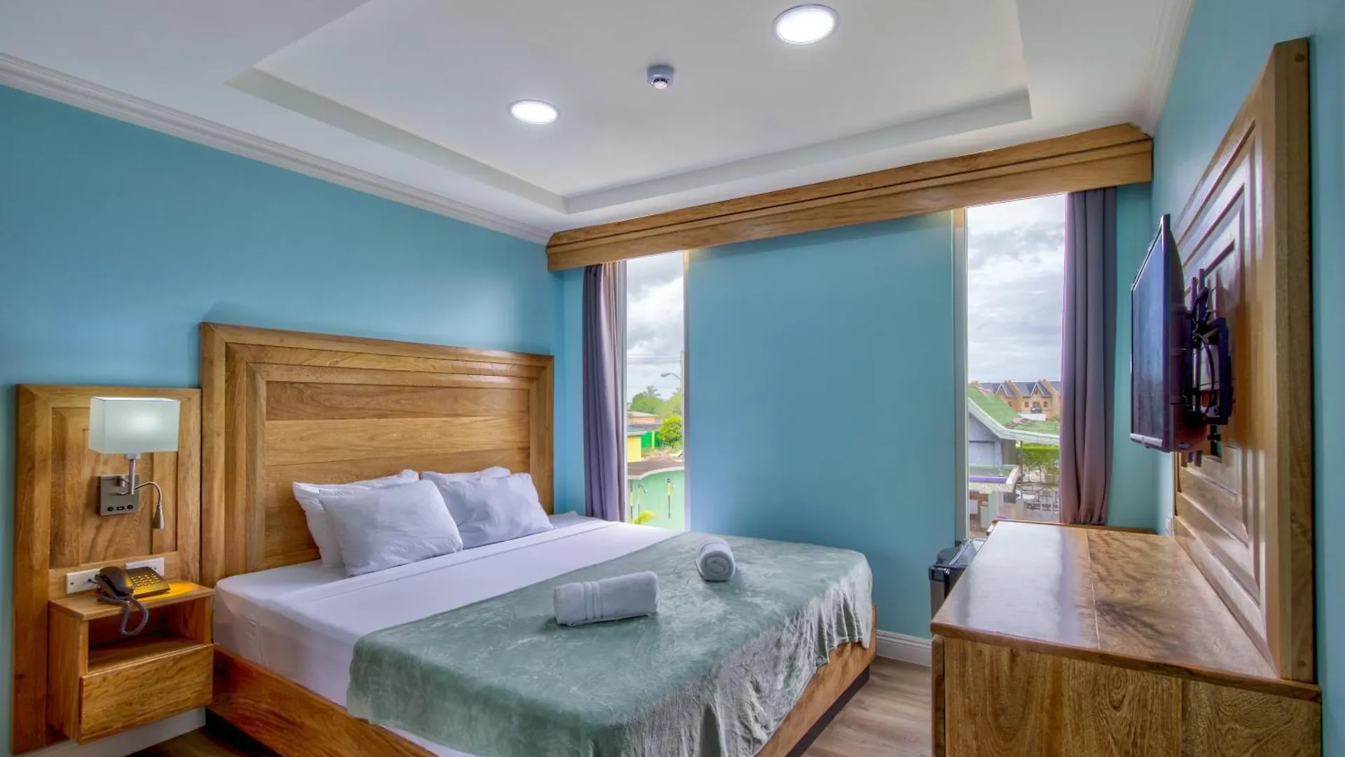 Airport Suites Hotel Piarco