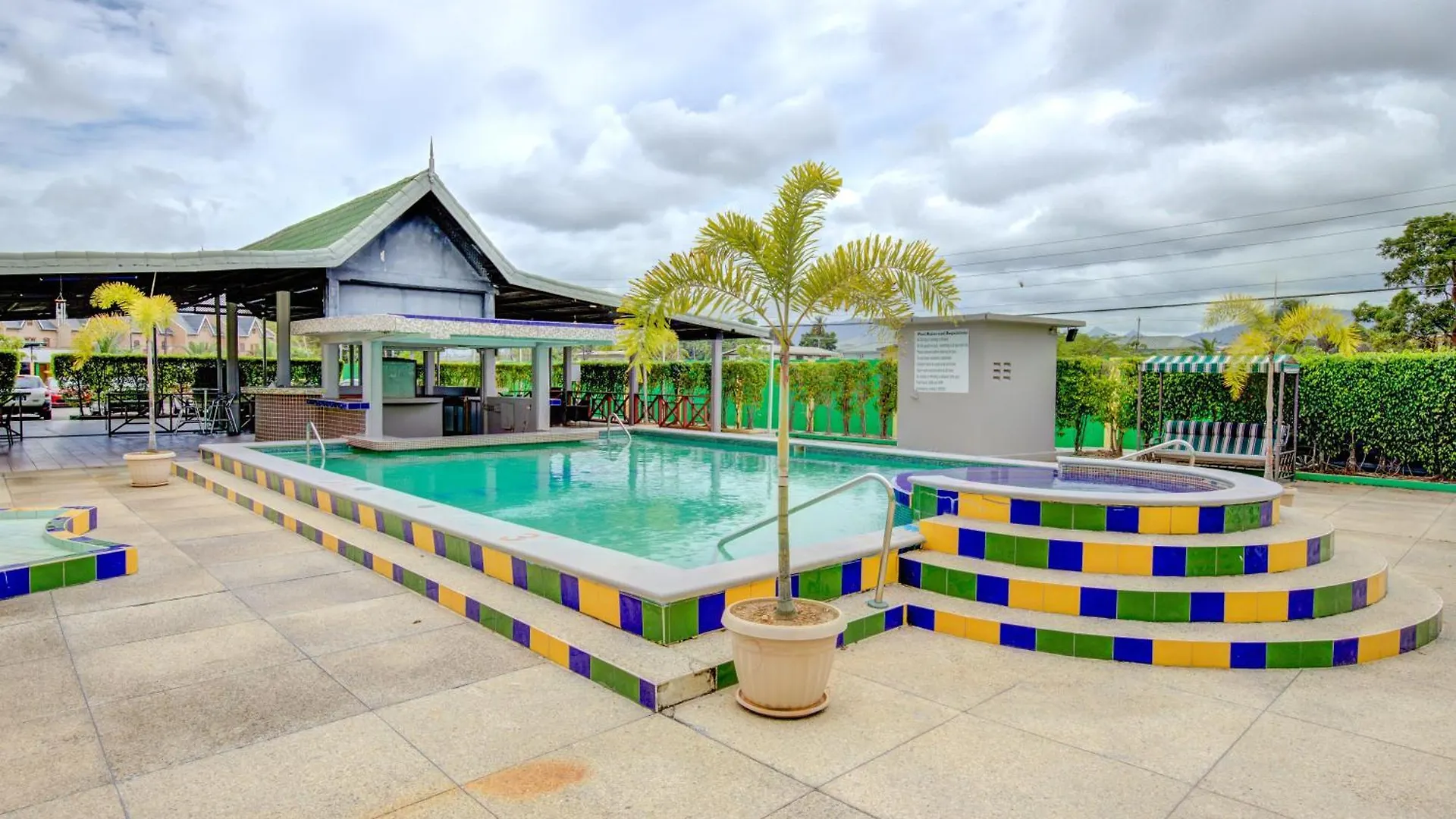 Airport Suites Hotel Piarco