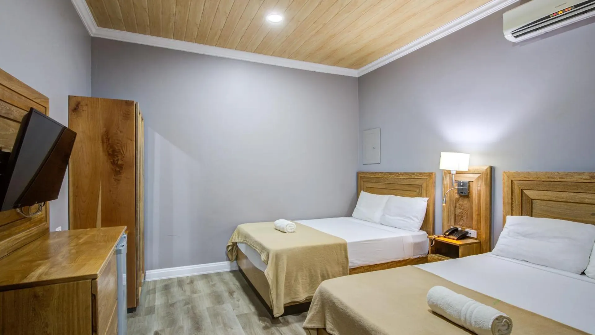 Airport Suites Hotel Piarco 2*,  Trinidad und Tobago