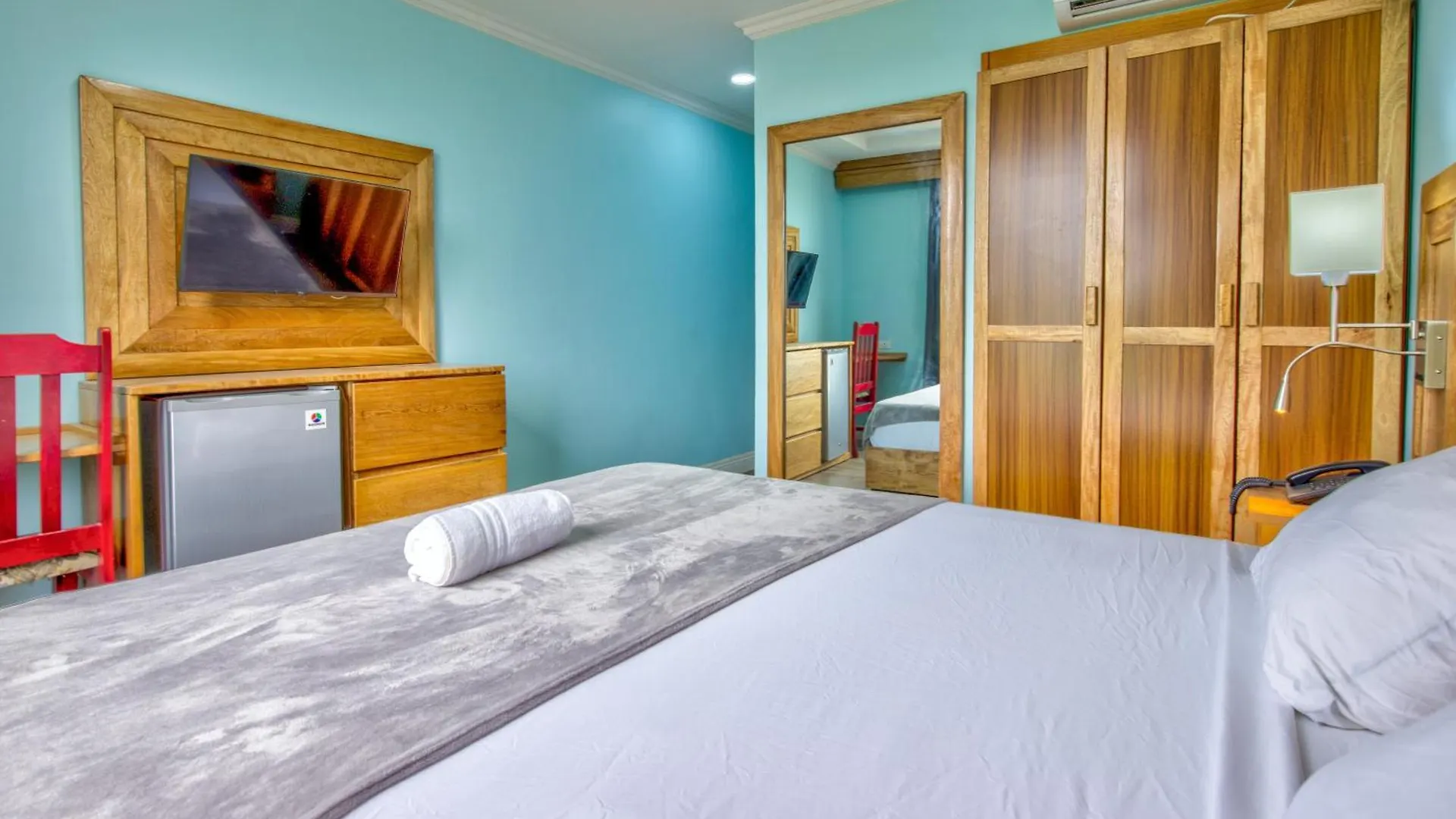 Airport Suites Hotel Piarco