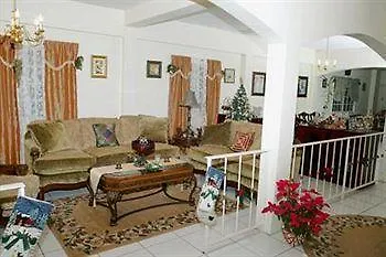 Airport Suites Hotel Piarco